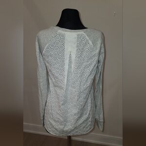 Tommy Hilfiger Loose Fit Grey long sleeve shirt with eyelet back XS